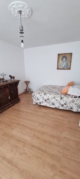 1 dormitorio Orel, Razgrad 4