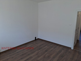 2 bedroom Sveta Troitsa, Sofia 4