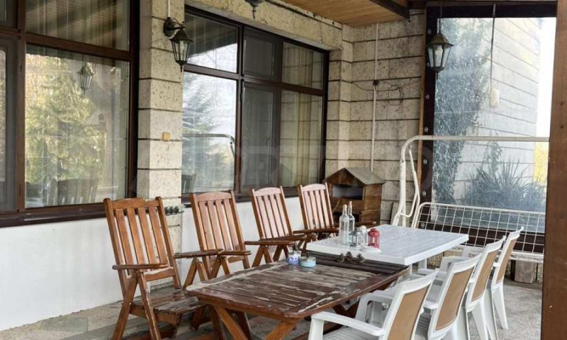 Продава КЪЩА, с. Крушари, област Добрич, снимка 8 - Къщи - 52664946