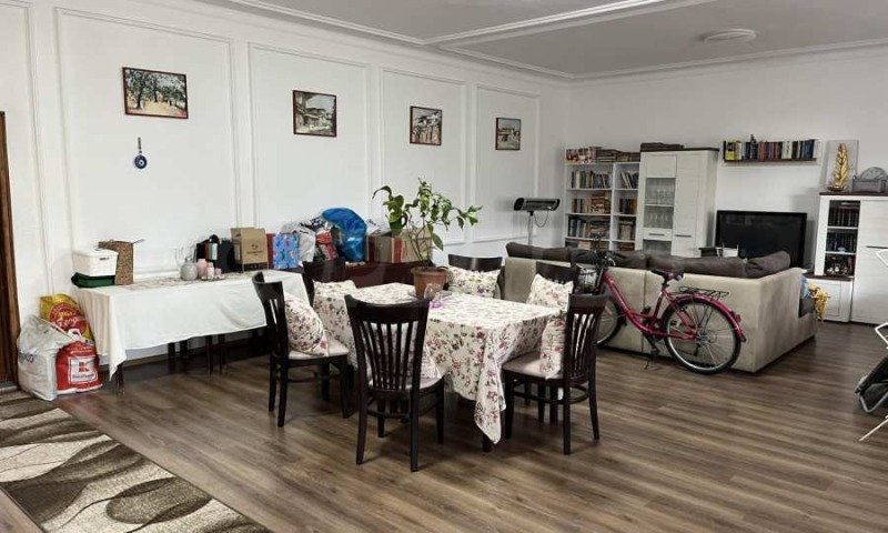 Продава КЪЩА, с. Крушари, област Добрич, снимка 5 - Къщи - 52664946