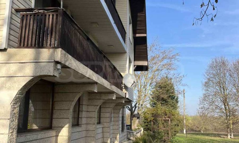 Продава КЪЩА, с. Крушари, област Добрич, снимка 2 - Къщи - 52664946