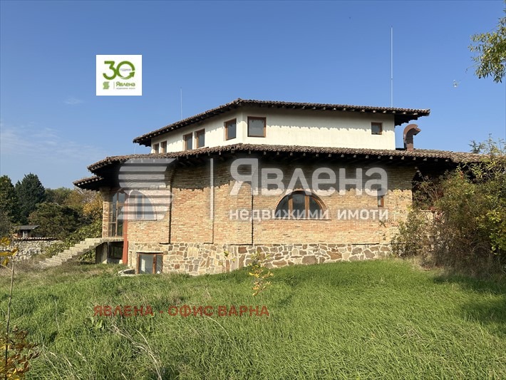 Продава КЪЩА, с. Приселци, област Варна, снимка 2 - Къщи - 55632849