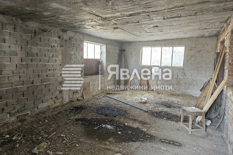 En venta  Edificio industrial región Plovdiv , Dalgo pole , 2199 metros cuadrados | 25226952 - imagen [10]