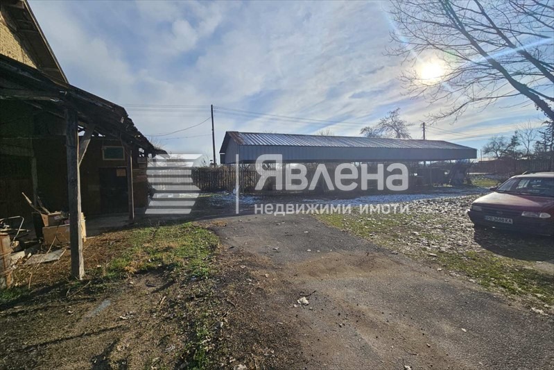 En venta  Edificio industrial región Plovdiv , Dalgo pole , 2199 metros cuadrados | 25226952 - imagen [3]