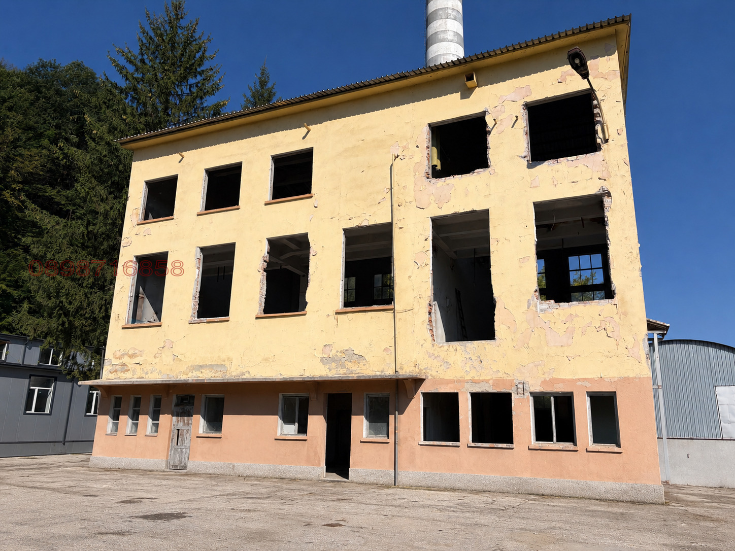 Продава ПРОМ. ПОМЕЩЕНИЕ, гр. Габрово, Промишлена зона, снимка 2 - Производствени сгради - 55736826