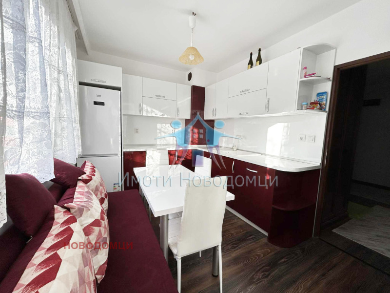 Продава 2-СТАЕН в град Шумен, Боян Българанов 2 - 65 кв.м / 102 000 € » 199 494.66 лв., НОВОДОМЦИ