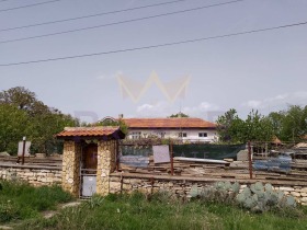 Продажба на имоти в с. Неофит Рилски, област Варна - изображение 1 