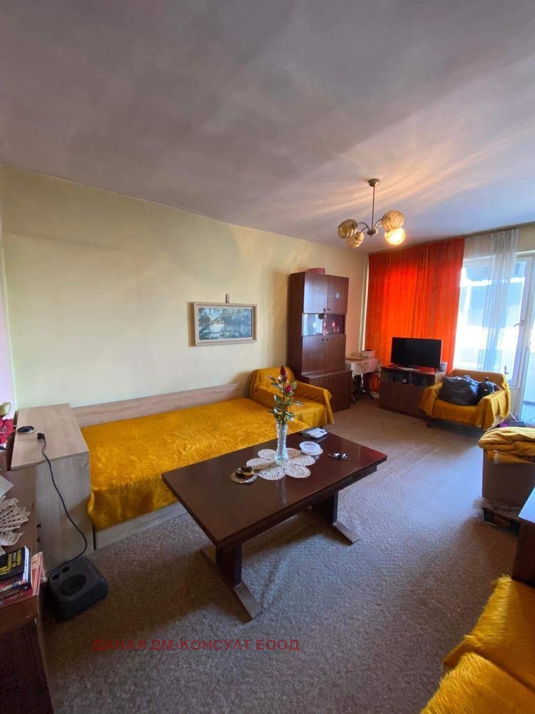 Продава  2-стаен град Шумен , Боян Българанов 1 , 65 кв.м | 23368495 - изображение [2]