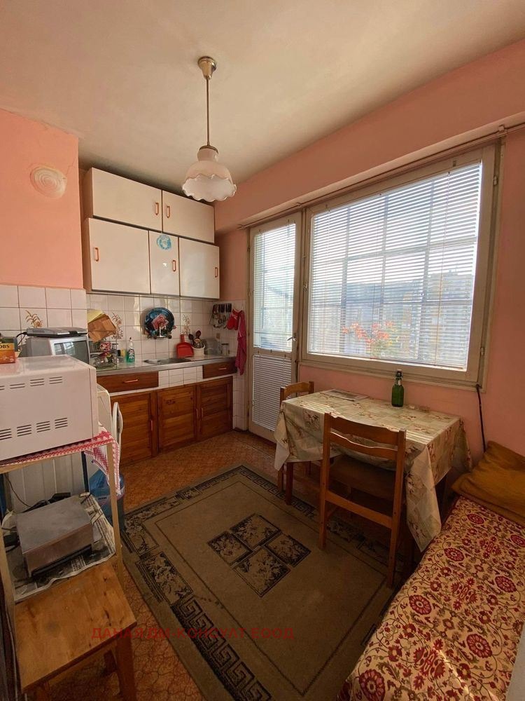Продава  2-стаен град Шумен , Боян Българанов 1 , 65 кв.м | 23368495 - изображение [7]