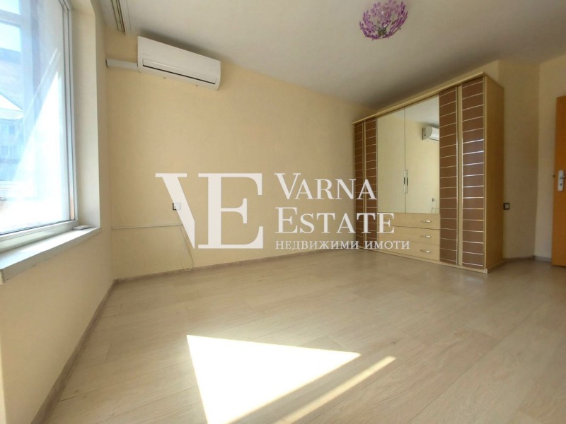 En venta  2 dormitorios Varna , Sportna zala , 80 metros cuadrados | 13600510 - imagen [6]