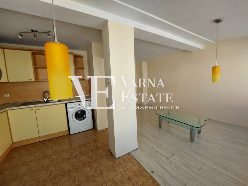 En venta  2 dormitorios Varna , Sportna zala , 80 metros cuadrados | 13600510 - imagen [4]