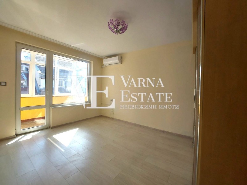 En venta  2 dormitorios Varna , Sportna zala , 80 metros cuadrados | 13600510 - imagen [10]