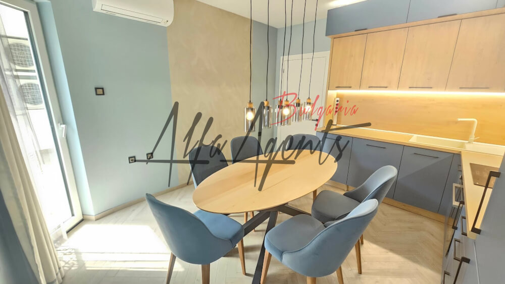 Продава 4-СТАЕН, гр. Варна, Централна поща - снимка 3