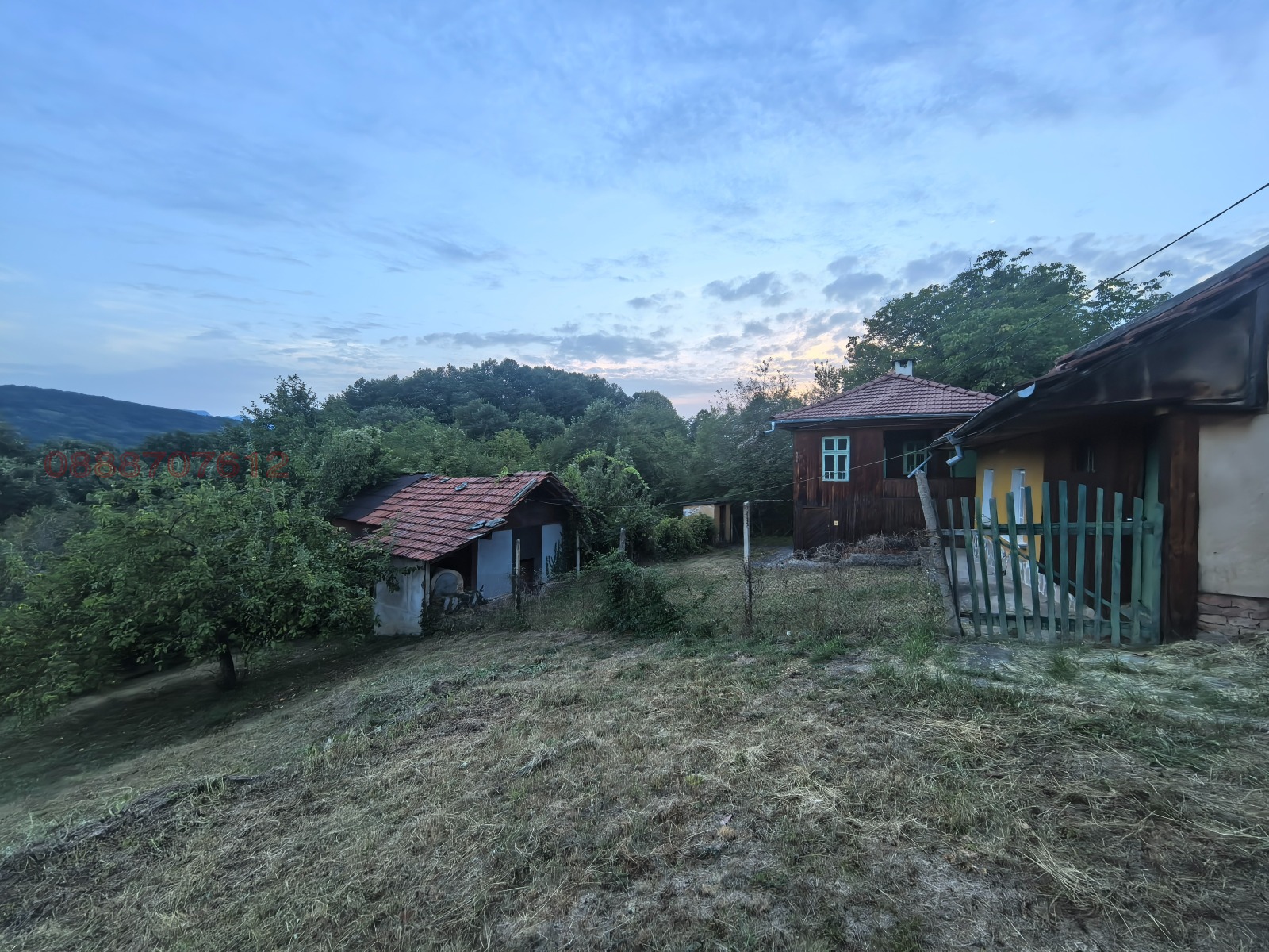 Продава КЪЩА, гр. Троян, област Ловеч, снимка 8 - Къщи - 56125800