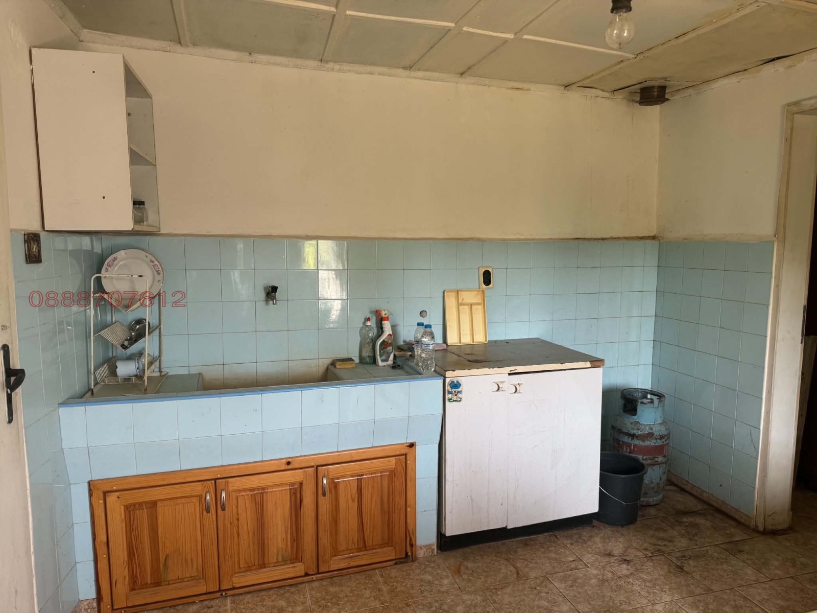 Продава КЪЩА, гр. Троян, област Ловеч, снимка 16 - Къщи - 56125800