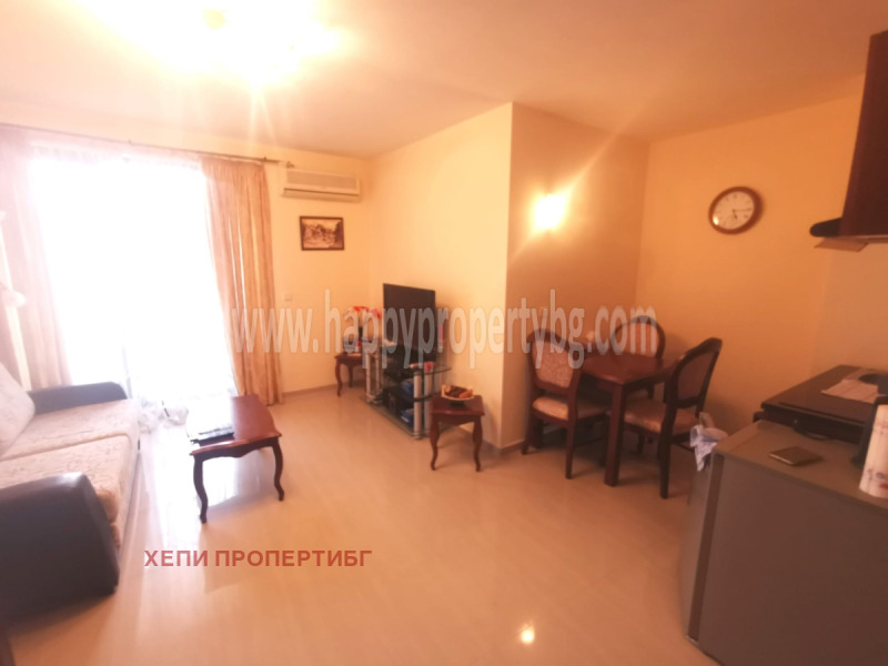 À venda  1 quarto região Burgas , k.k. Slantchev briag , 95 m² | 87795346 - imagem [2]