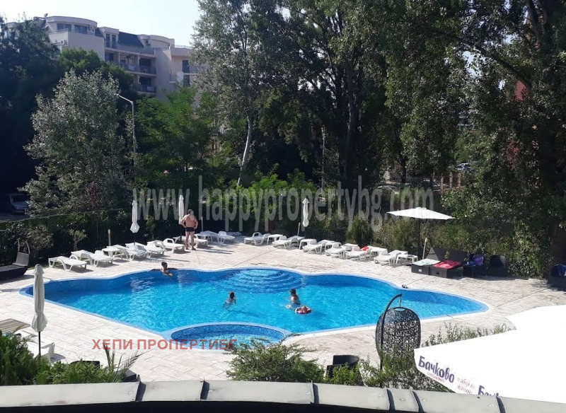 À venda  1 quarto região Burgas , k.k. Slantchev briag , 95 m² | 87795346