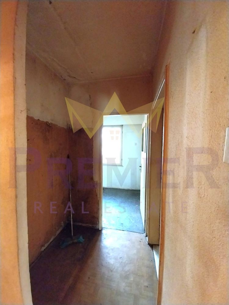 Продава 3-СТАЕН, гр. Варна, Възраждане 3, снимка 2 - Апартаменти - 53016384