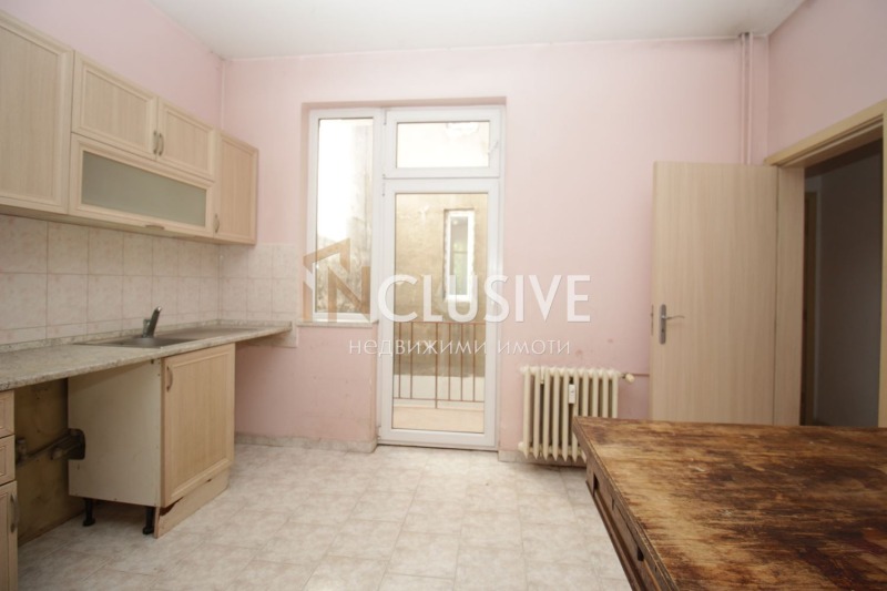 De vânzare  3 dormitoare Sofia , Țentâr , 114 mp | 34354709 - imagine [13]