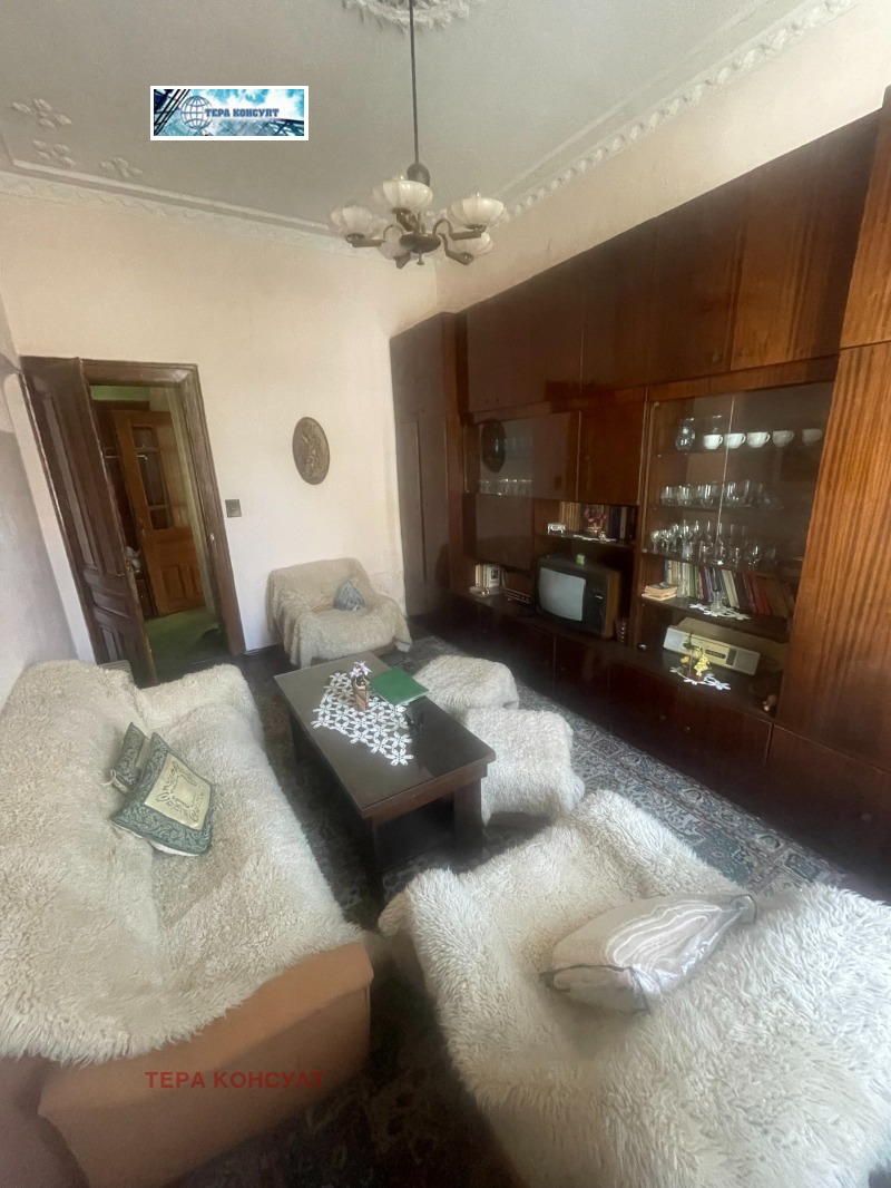 Продава  Многостаен, град Плевен, Идеален център •  170 000 € • ID 91618354 — holmes.bg - [1] 