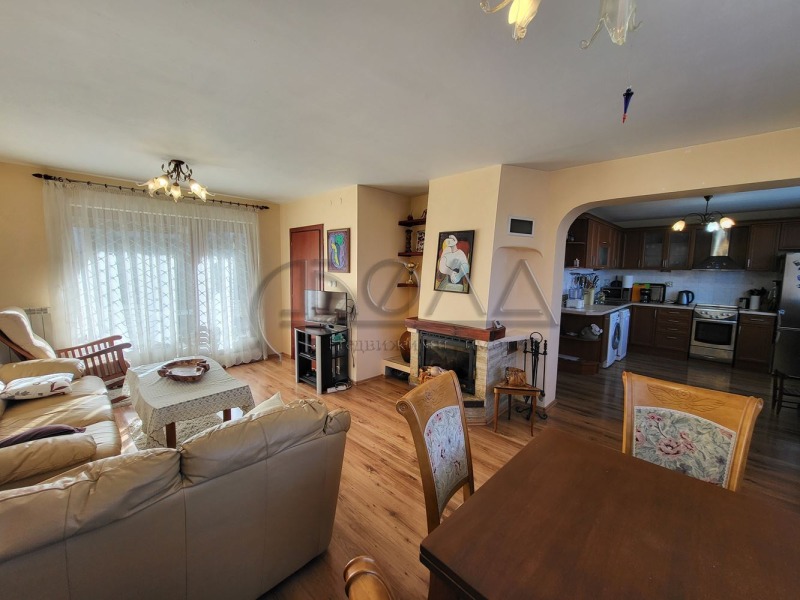 De vânzare  Casa Sofia , Bancia , 252 mp | 69152767 - imagine [4]