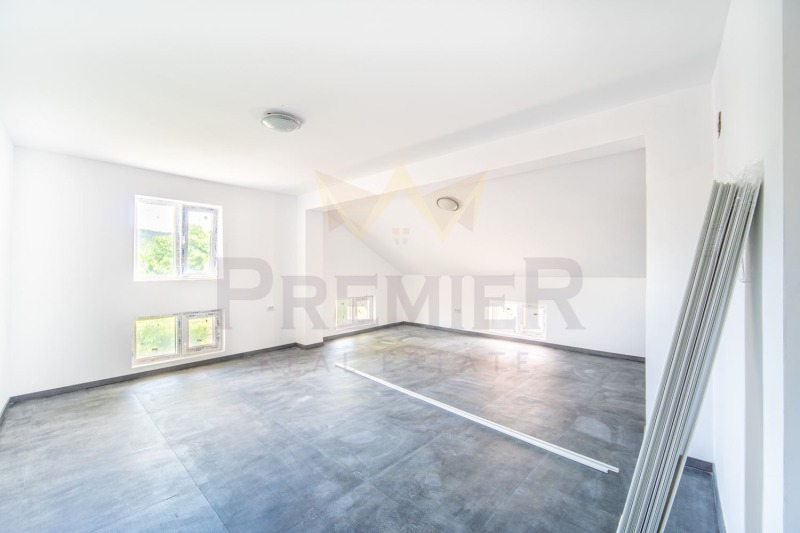 Myytävänä  Talo Varna , Vinitsa , 400 neliömetriä | 31283066 - kuva [15]