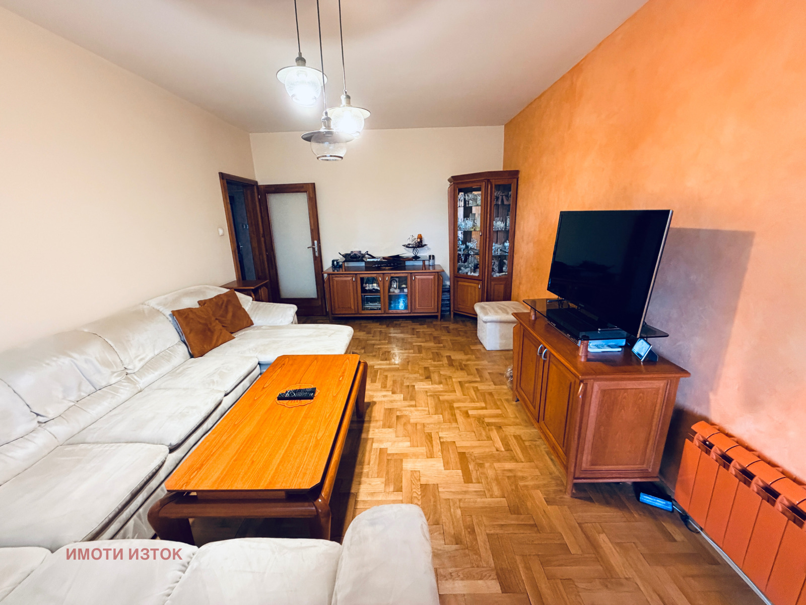 Продава 2-СТАЕН, гр. Перник, Димова махала, снимка 2 - Апартаменти - 55930032