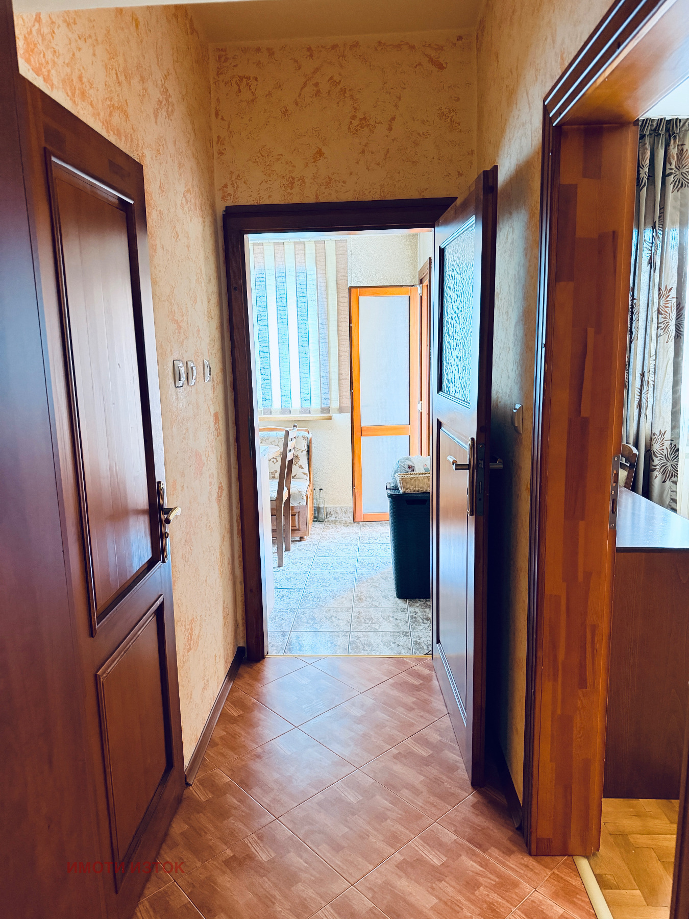Продава 2-СТАЕН, гр. Перник, Димова махала, снимка 13 - Апартаменти - 55930032