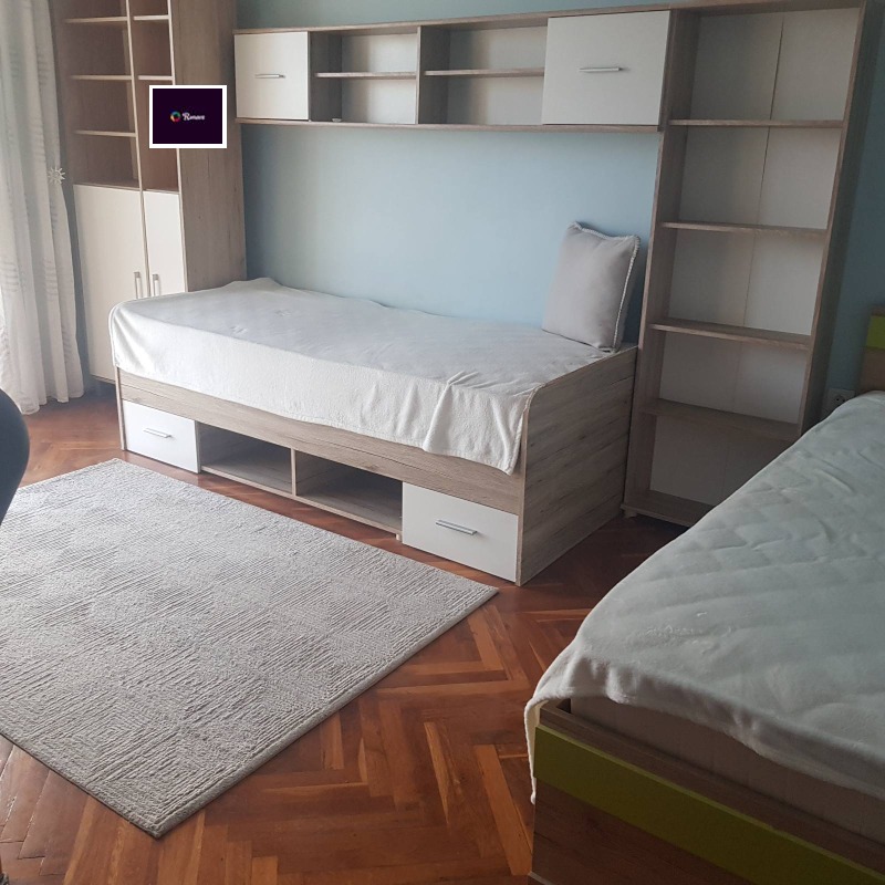 Продава 4-СТАЕН в град Варна, Базар Левски - 100 кв.м / 260 000 € » 508 515.80 лв., РОНЕВА