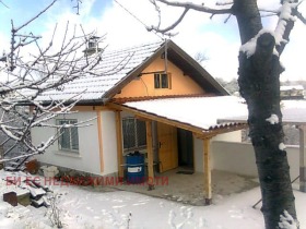 Maison Baikalsko, région Pernik 6