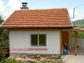 Maison Baikalsko, région Pernik 8