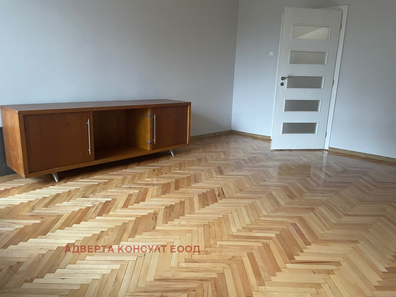 En venta  1 dormitorio Sofia , Iztok , 55 metros cuadrados | 17907054 - imagen [4]