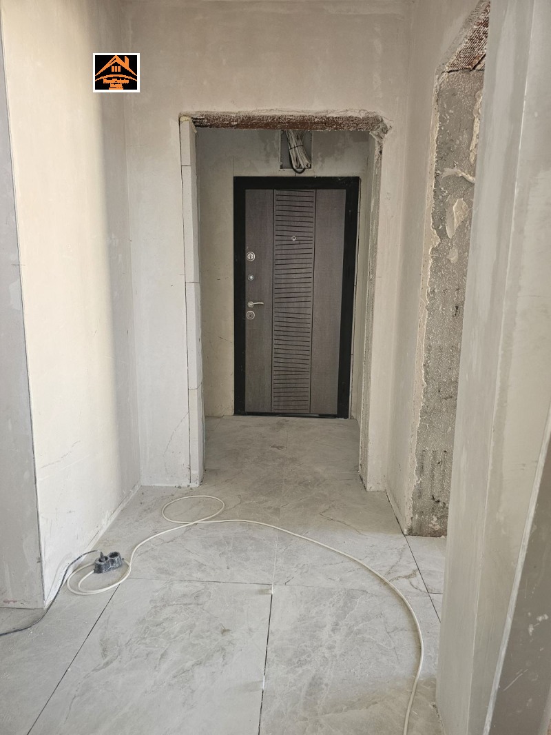 En venta  3 dormitorios Sofia , Karpuzitsa , 214 metros cuadrados | 32391085 - imagen [11]