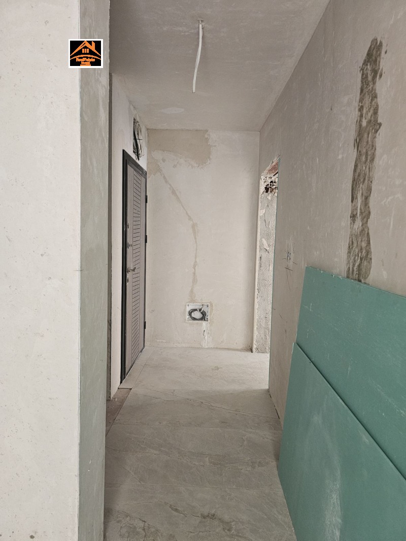 En venta  3 dormitorios Sofia , Karpuzitsa , 214 metros cuadrados | 32391085 - imagen [6]