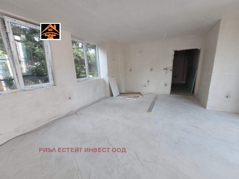 Продава  4-стаен град София , Карпузица , 214 кв.м | 32391085 - изображение [15]