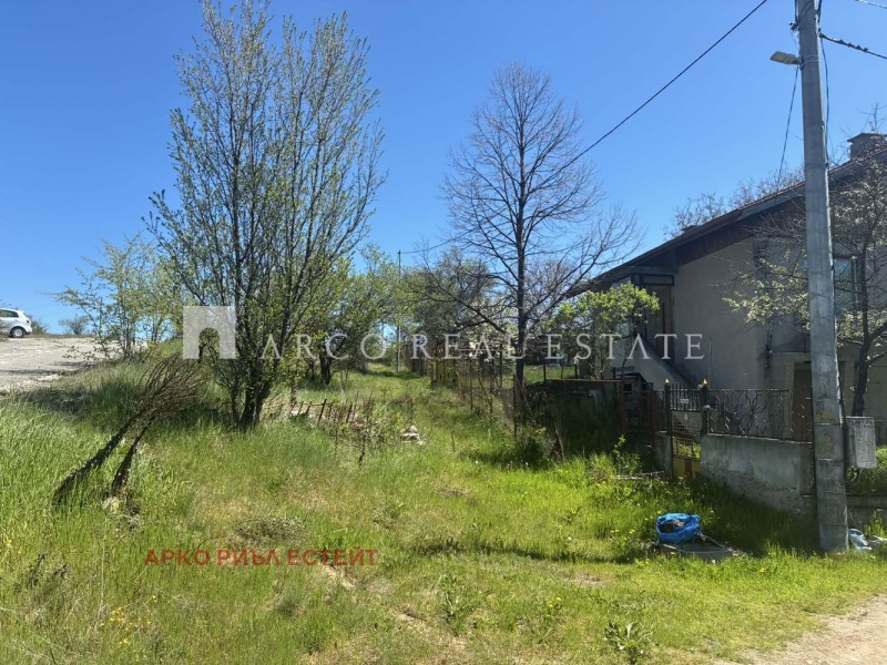 Продава ПАРЦЕЛ в област София, с. Голема Раковица - 717 кв.м / 25 000 € » 48 895.75 лв., АРКО РИЪЛ ЕСТЕЙТ