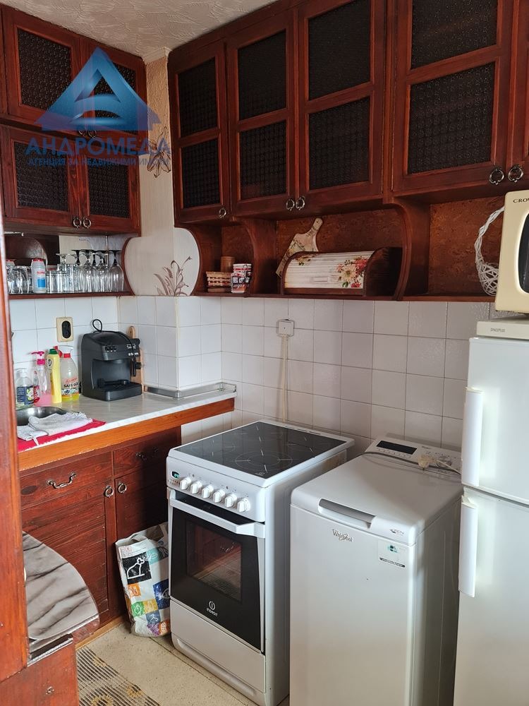 Продава  2-стаен град Плевен , 9-ти квартал , 74 кв.м | 85951162 - изображение [4]