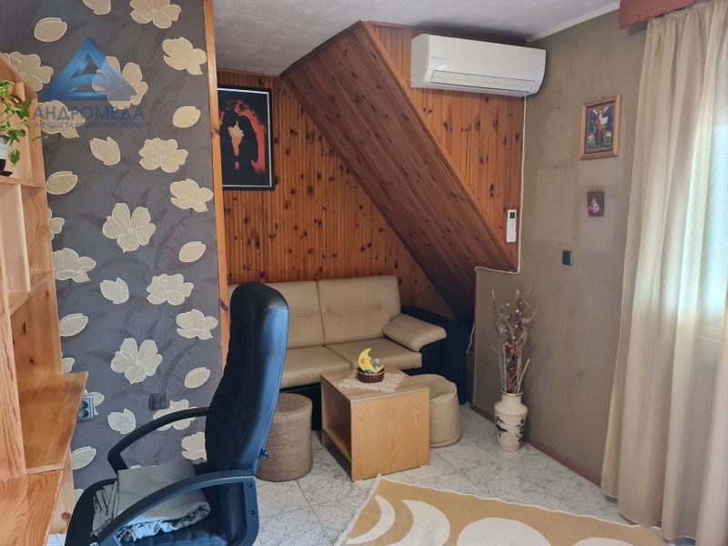 Продава  2-стаен град Плевен , 9-ти квартал , 74 кв.м | 85951162 - изображение [7]