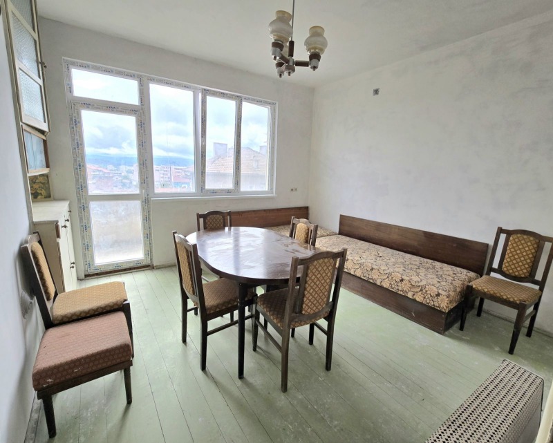 Продава 4-СТАЕН, гр. Велико Търново, Акация, снимка 14 - Апартаменти - 52223245