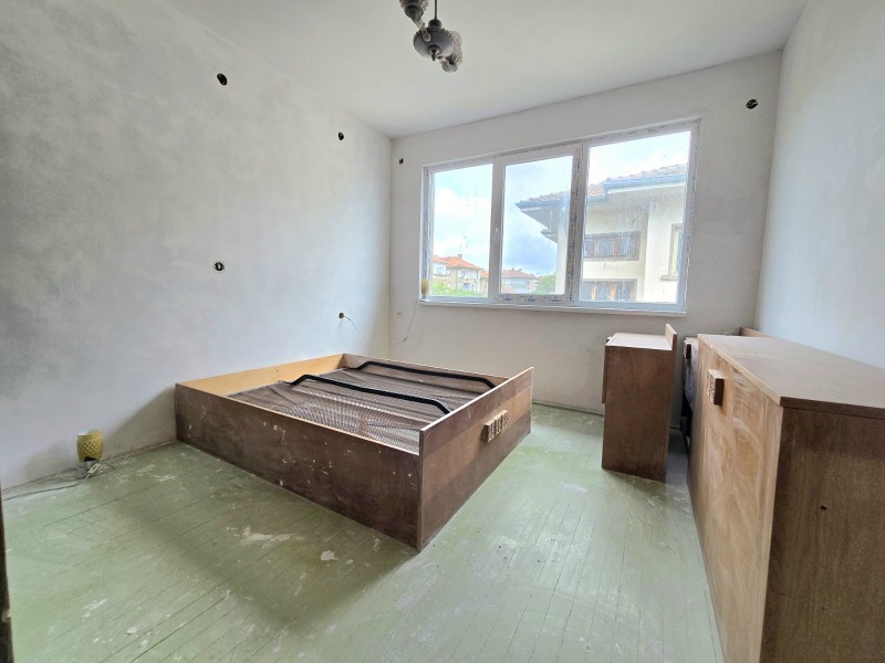 Продава 4-СТАЕН, гр. Велико Търново, Акация, снимка 11 - Апартаменти - 52223245