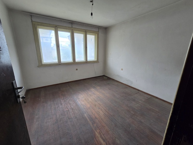 Продава 4-СТАЕН, гр. Велико Търново, Акация, снимка 5 - Апартаменти - 52223245