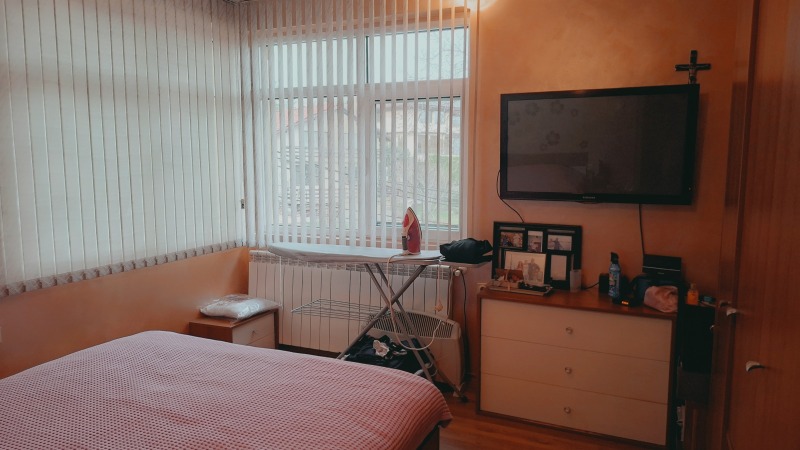 Продава КЪЩА, гр. София, Горна баня, снимка 15 - Къщи - 52640519