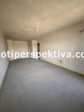 1 Schlafzimmer Kjutschuk Parisch, Plowdiw 4