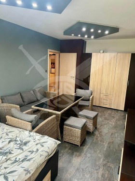 1 quarto Liulin 4, Sofia