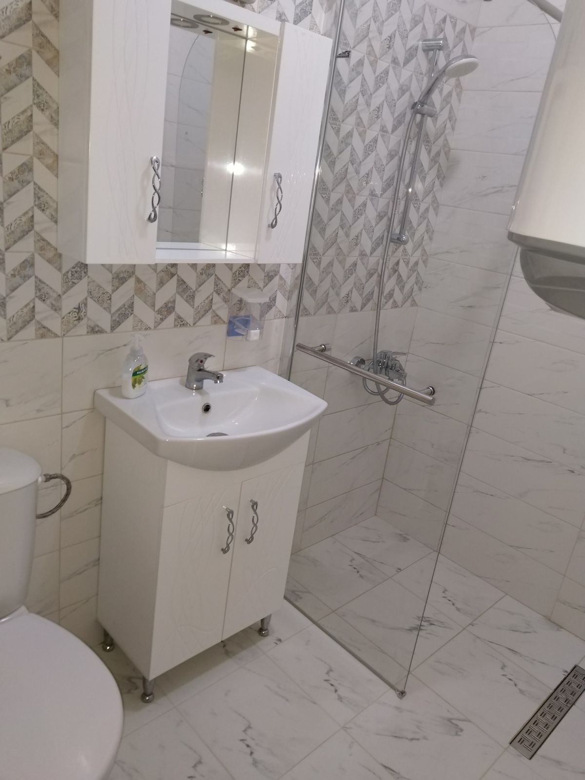 Продава 2-СТАЕН, гр. Своге, област София област, снимка 6 - Апартаменти - 54041611