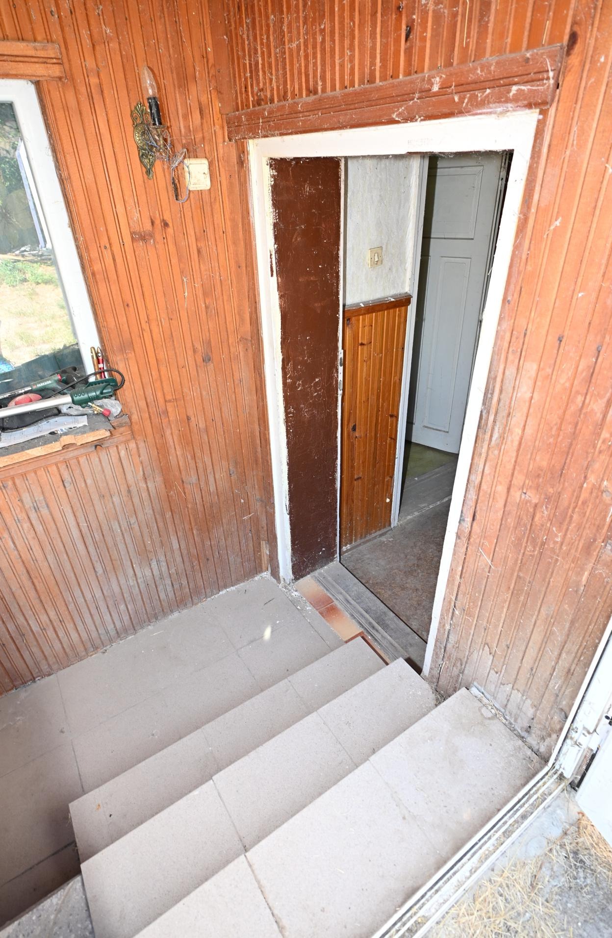 Продава ВИЛА, с. Витановци, област Перник, снимка 6 - Вили - 56354725