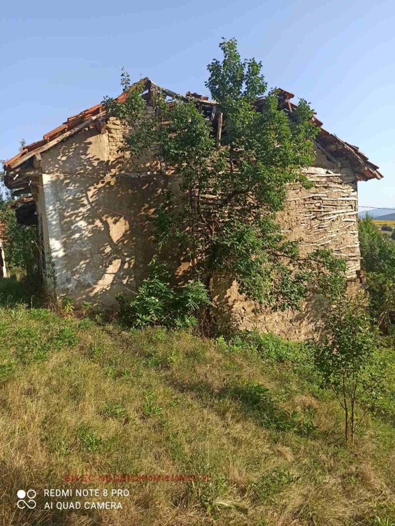 Продава КЪЩА в област Перник, с. Косача - 50 кв.м / 13 804.88 € » 27 000 лв., БИ ЕС НЕДВИЖИМИ ИМОТИ