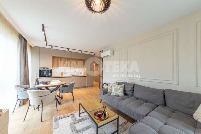 Продава  2-стаен, град Варна, к.к. Св.Св. Константин и Елена •  269 000 EUR • ID 20415118 — holmes.bg - [1] 
