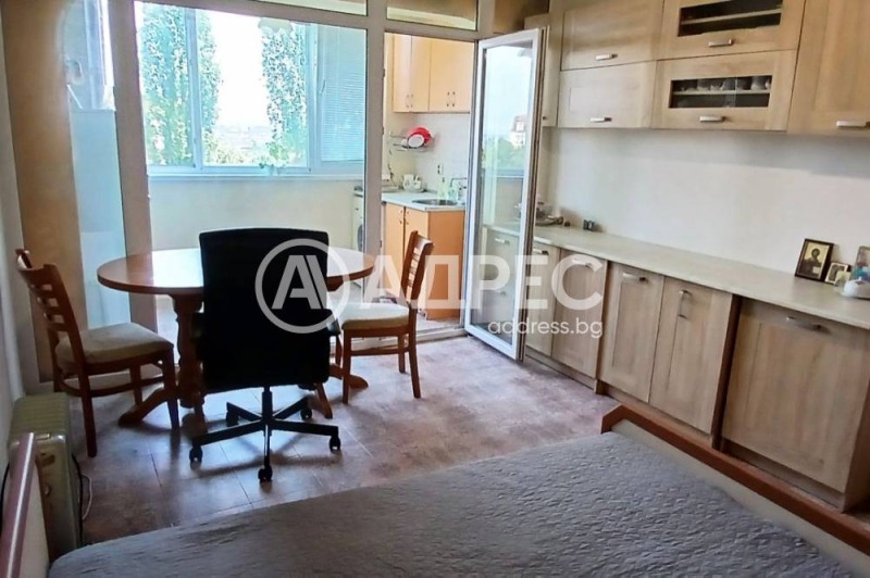 De vânzare  1 dormitor Sofia , Reduta , 49 mp | 69435678