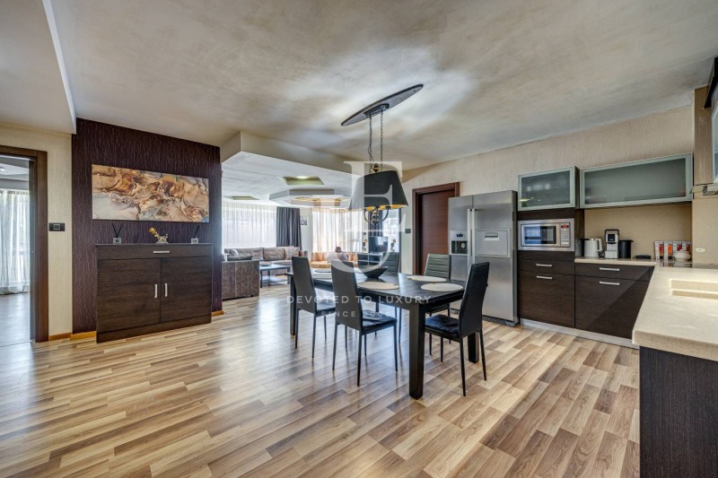 Te koop  3 slaapkamers Sofia , Manastirski livadi , 252 m² | 14647786 - afbeelding [2]